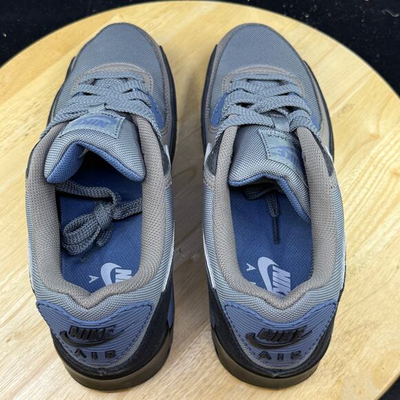 Nike Air Max 90 Smoke Grey Diffused IB6392 001 Size 9 Blue Black Mesh Low Top - Picture 8 of 10